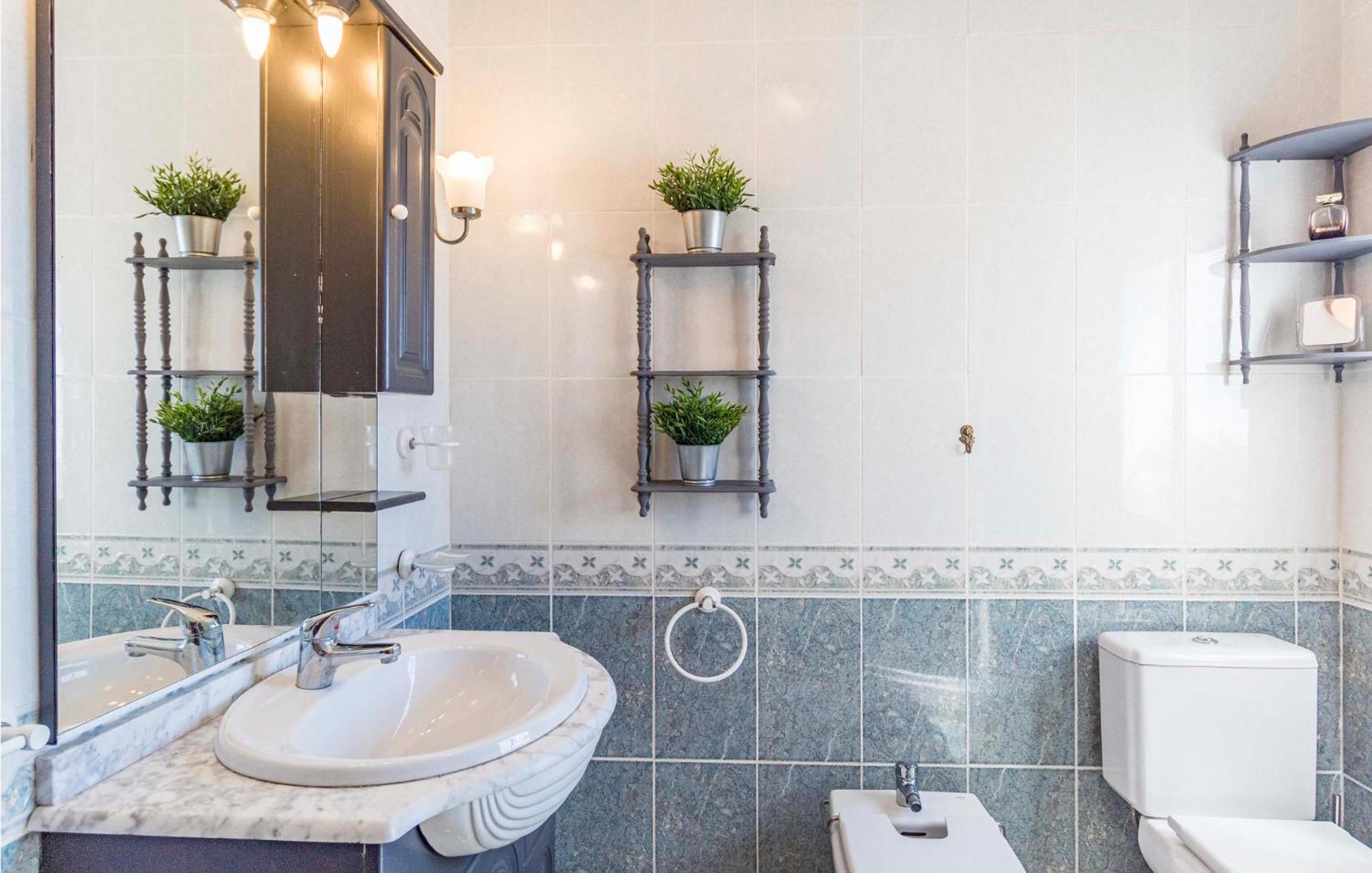 Pet Friendly Home In Velilla-Taramay With Kitchen Eksteriør bilde